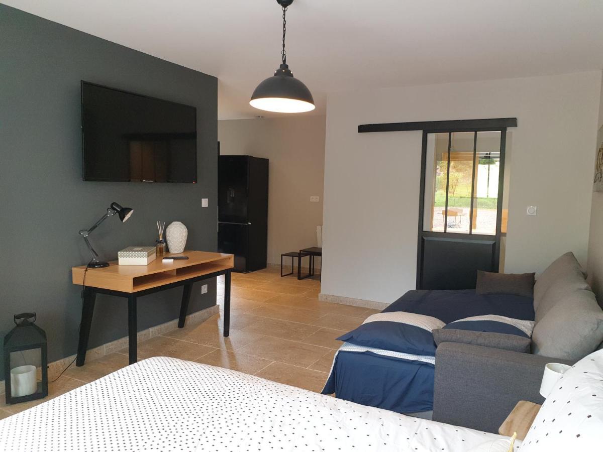 Bed and Breakfast Cosy Wood House Laubressel Esterno foto