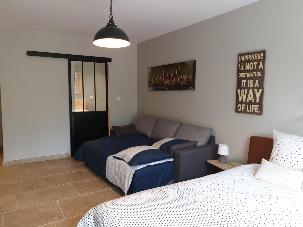 Bed and Breakfast Cosy Wood House Laubressel Esterno foto