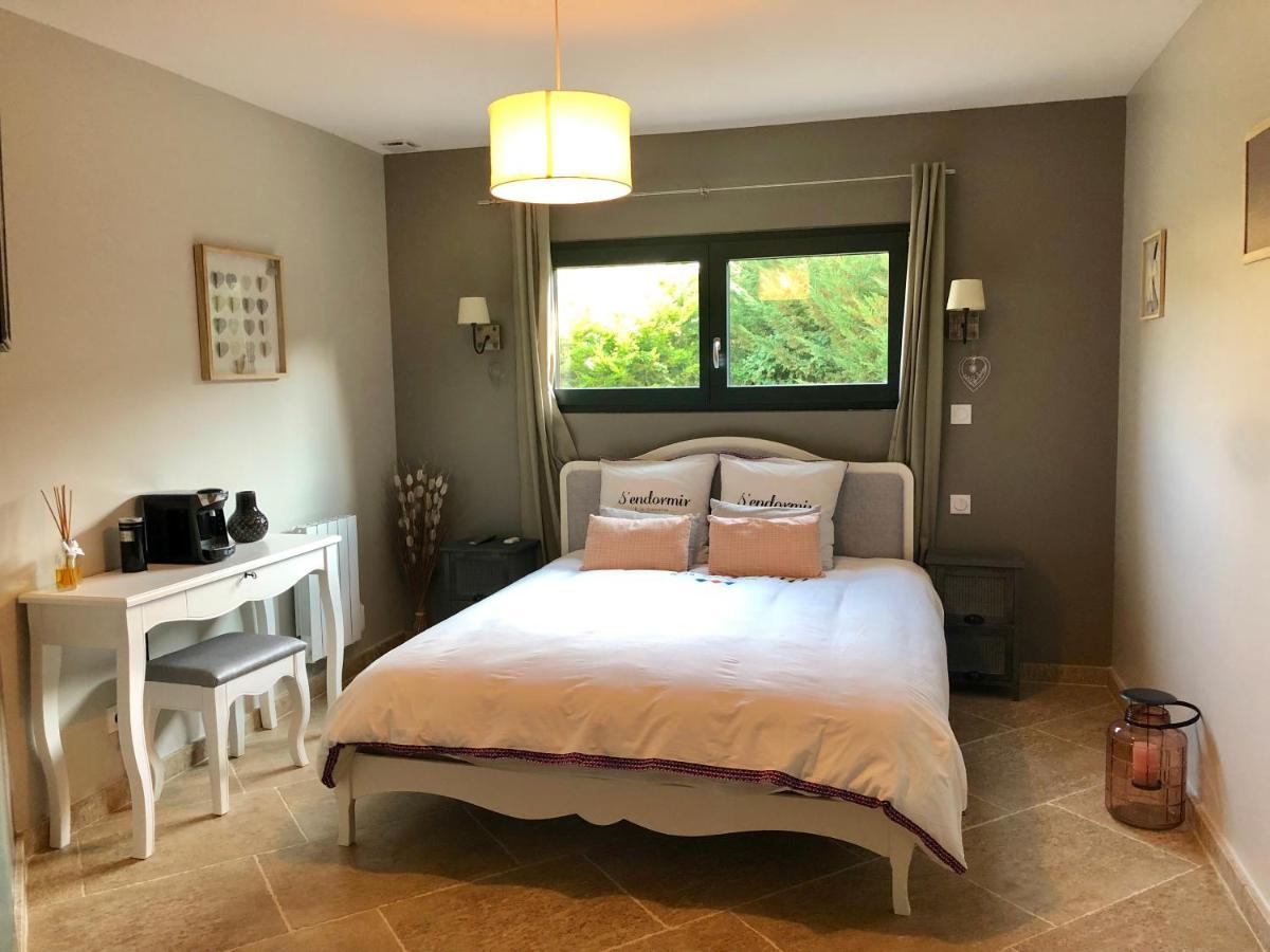 Bed and Breakfast Cosy Wood House Laubressel Esterno foto