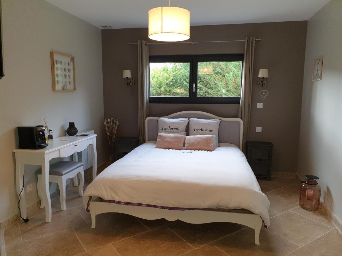 Bed and Breakfast Cosy Wood House Laubressel Esterno foto