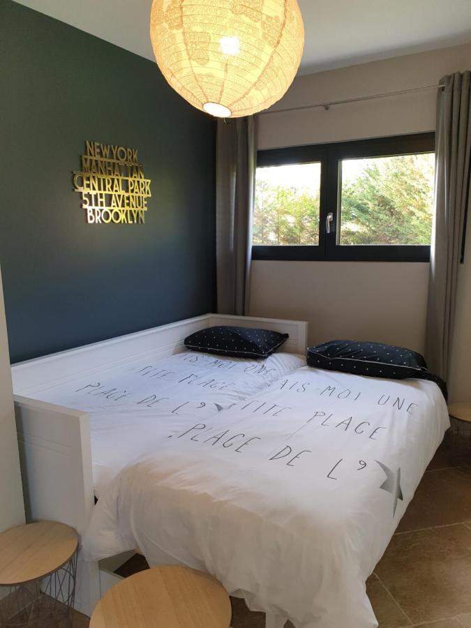 Bed and Breakfast Cosy Wood House Laubressel Esterno foto