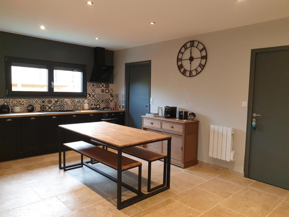 Bed and Breakfast Cosy Wood House Laubressel Esterno foto