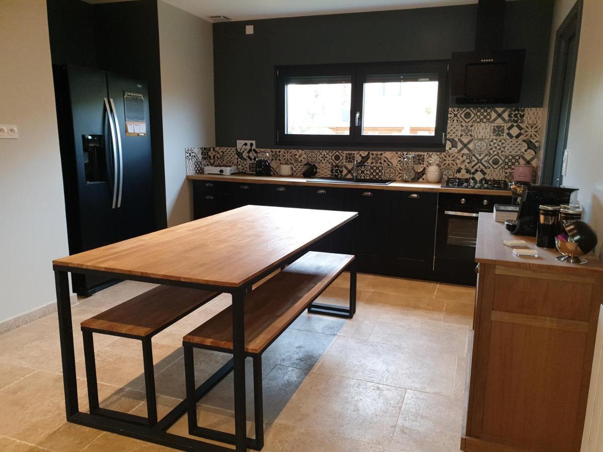 Bed and Breakfast Cosy Wood House Laubressel Esterno foto
